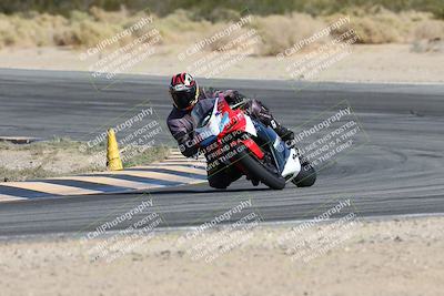 media/Nov-16-2025-Race Pace (Sun) [[8c5fa54630]]/Non Verified Riders (1st 20 Minutes)/2-Turn 10 (1010am)/